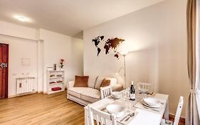 Aura Paradise Apartment